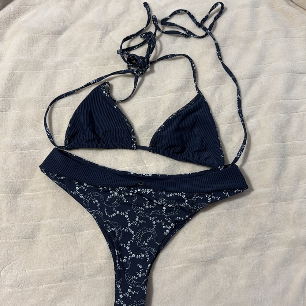 Frankie’s blue bandana bikini TOP